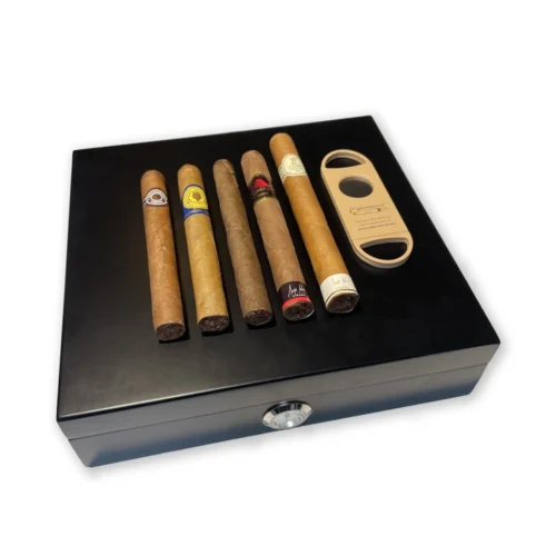 Cigarrummets Humidorpaket med 5 cigarrer och en giljotin